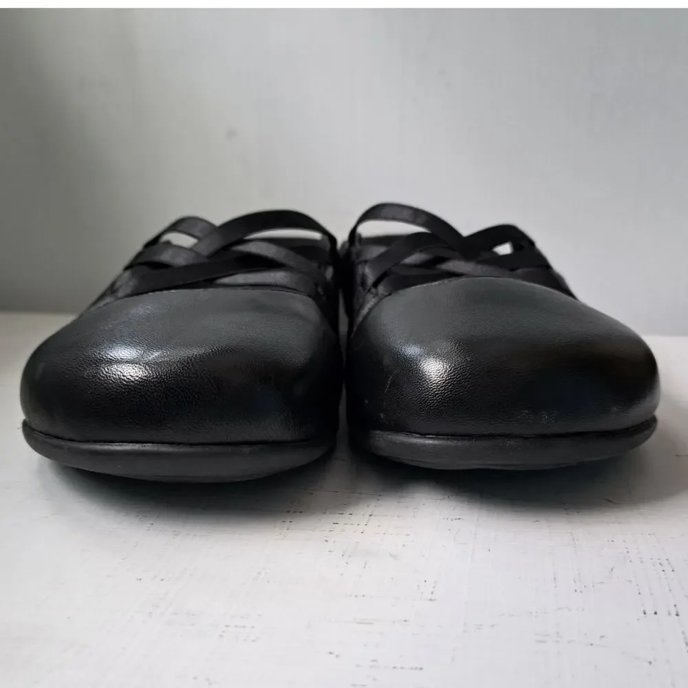 Vionic Black Flats - Picture 6 of 8